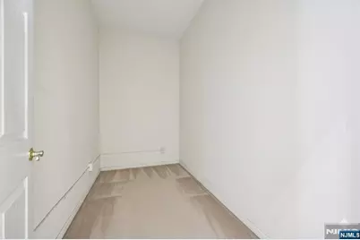 109 Four Seasons Drive 109 #109, Wayne, NJ 07470 - Photo 22