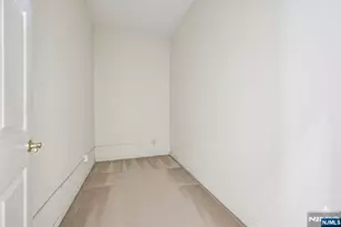 109 Four Seasons Dr 109, Wayne, NJ 07470 - Photo 22