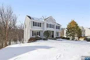 130 Tamboer Dr, North Haledon, NJ 07508 - Photo 4