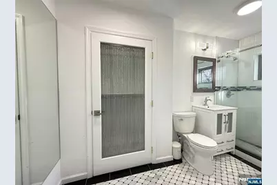 500 Linwood Drive 3D #3D, Fort Lee, NJ 07024 - Photo 12