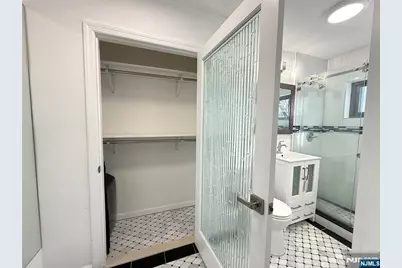 500 Linwood Drive 3D #3D, Fort Lee, NJ 07024 - Photo 14