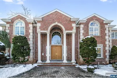 21 Priscilla Lane, Englewood Cliffs, NJ 07632 - Photo 1