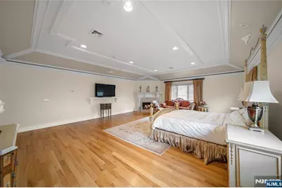 21 Priscilla Lane, Englewood Cliffs, NJ 07632 - Photo 24