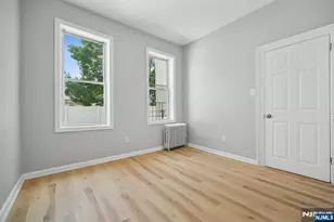 130 Wilkinson Ave 1, Jersey City, NJ 07305 - Photo 16