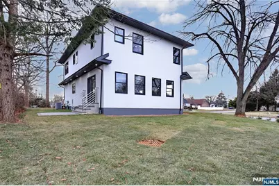 592 Fermery Drive, New Milford, NJ 07646 - Photo 8