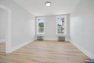 130 Wilkinson Ave 2, Jersey City, NJ 07305 - Photo 10