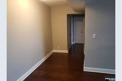 2160 Center Avenue 3G #3G, Fort Lee, NJ 07024 - Photo 8