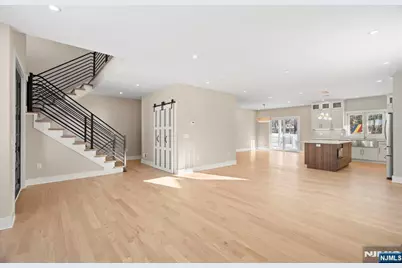 12-41 Western Drive, Fair Lawn, NJ 07410 - Photo 8