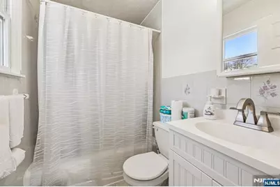 364 Broad Street, Carlstadt, NJ 07072 - Photo 10