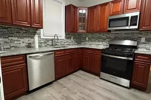 811 13th St, Newark, NJ 07108 - Photo 1