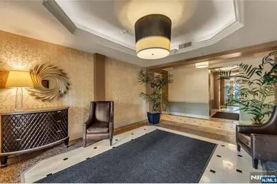 2212 The Plaza, Tenafly, NJ 07670 - Photo 4