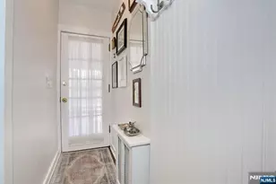 2 Maysenger Rd, Mahwah, NJ 07430 - Photo 28