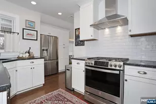 2 Maysenger Rd, Mahwah, NJ 07430 - Photo 14