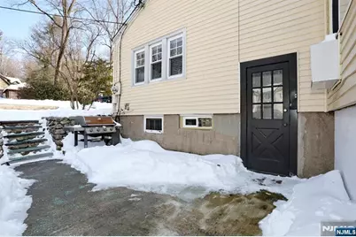 2 Maysenger Road, Mahwah, NJ 07430 - Photo 28