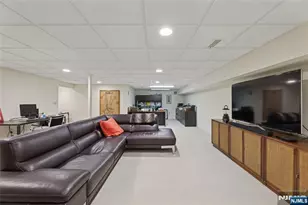 7 Coniston Ct, Wayne, NJ 07470 - Photo 34