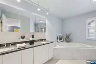 7 Coniston Ct, Wayne, NJ 07470 - Photo 24