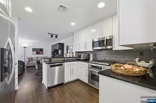 7 Coniston Ct, Wayne, NJ 07470 - Photo 10