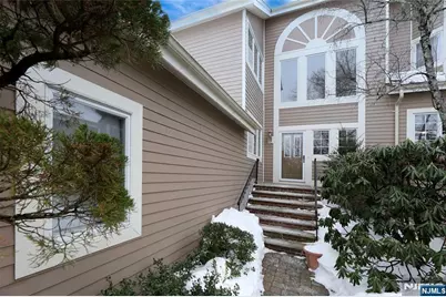 7 Coniston Court, Wayne, NJ 07470 - Photo 2