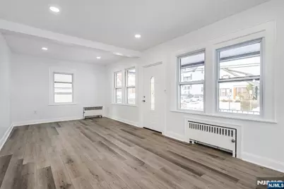 252 Keer Avenue, Newark, NJ 07112 - Photo 4