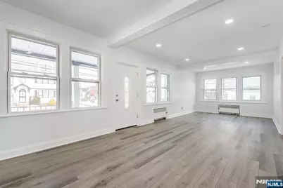 252 Keer Avenue, Newark, NJ 07112 - Photo 2