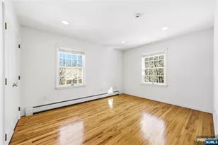 365 Forest Dr, Englewood Cliffs, NJ 07632 - Photo 34