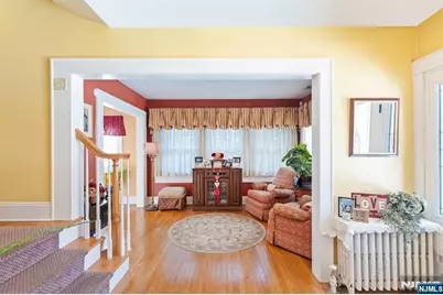 7 Wayland Drive, Verona, NJ 07044 - Photo 4