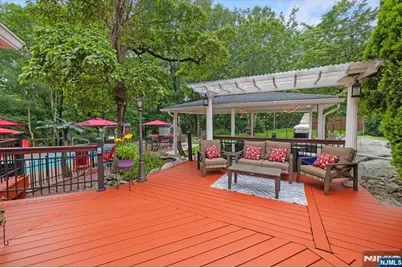 19 Elm Street, Wanaque, NJ 07420 - Photo 18