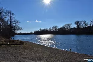 41 Elmwood Terrace 41, Elmwood Park, NJ 07407 - Photo 48