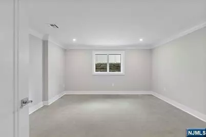 211 Warwick Avenue 1 #1, Fort Lee, NJ 07024 - Photo 34