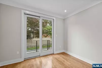 211 Warwick Avenue 1 #1, Fort Lee, NJ 07024 - Photo 16