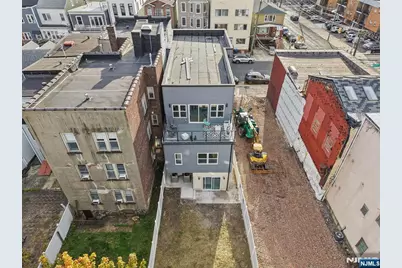 78 Beacon Avenue 2 #2, Jersey City, NJ 07306 - Photo 36