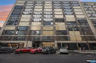 160 1st Street 1013, Jersey City, NJ 07302 - Photo 38