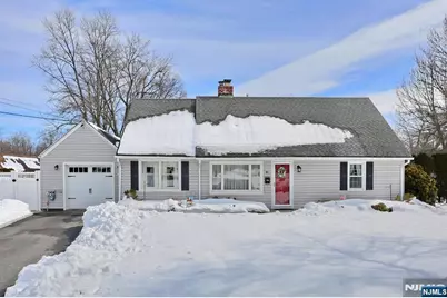 46 Knollwood Drive, Paramus, NJ 07652 - Photo 1