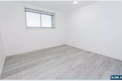 605 Washington Avenue, Dumont, NJ 07628 - Photo 4