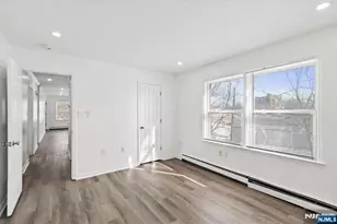 17 Holsman Street 2, Paterson, NJ 07522 - Photo 18