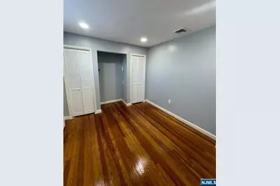 533 Kingsland Avenue, Lyndhurst Township, NJ 07071 - Photo 20