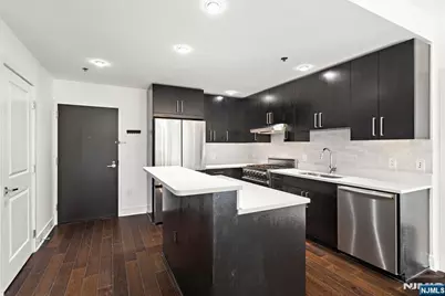 1100 Maxwell Lane 422 #422, Hoboken, NJ 07030 - Photo 4