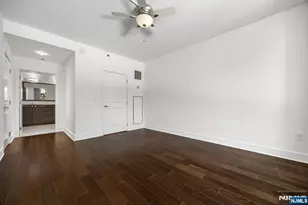 1100 Maxwell Ln 422, Hoboken, NJ 07030 - Photo 14