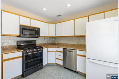 2384 Quill Court, Mahwah, NJ 07430 - Photo 12