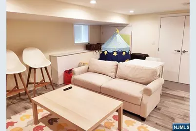 296 County Road 1 #1, Tenafly, NJ 07670 - Photo 12