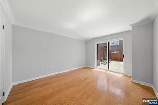 302 Hancock Ct 302, Edgewater, NJ 07020 - Photo 10