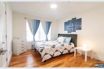 319 Renner Avenue, Newark, NJ 07112 - Photo 24