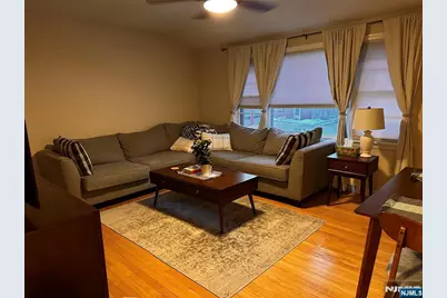 295 Grove Street 2 #2, East Rutherford, NJ 07073 - Photo 4