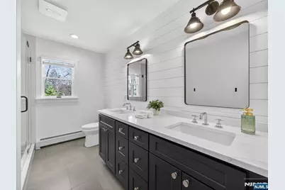 381 Lawrence Court, Wyckoff Township, NJ 07481 - Photo 32