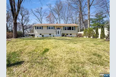 2622 Cleveland Avenue, Washington Township, NJ 07676 - Photo 1