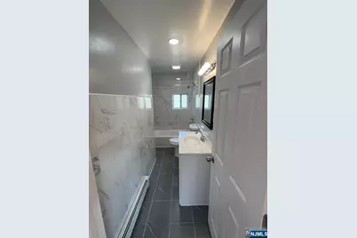 236-240 19th Avenue 3 #3, Paterson, NJ 07504 - Photo 1