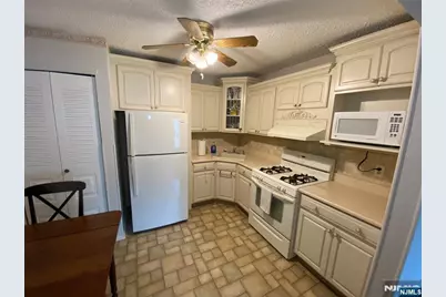 643 Plum Terrace, Mahwah, NJ 07430 - Photo 4