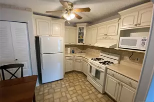 643 Plum Terrace, Mahwah, NJ 07430 - Photo 4