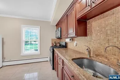 100 Lake Street, Upper Saddle River, NJ 07458 - Photo 8