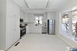 302 Washington Ave, Westwood, NJ 07675 - Photo 10